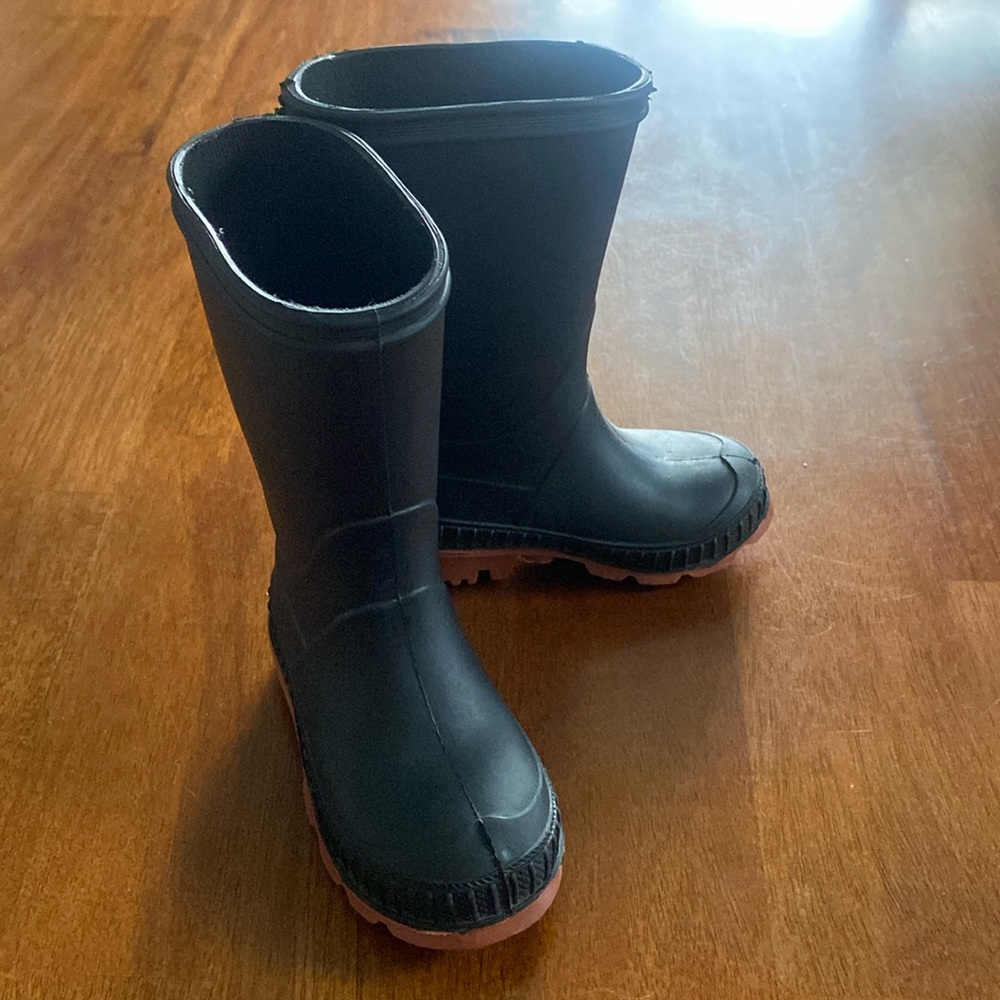 Like New Rain Boots